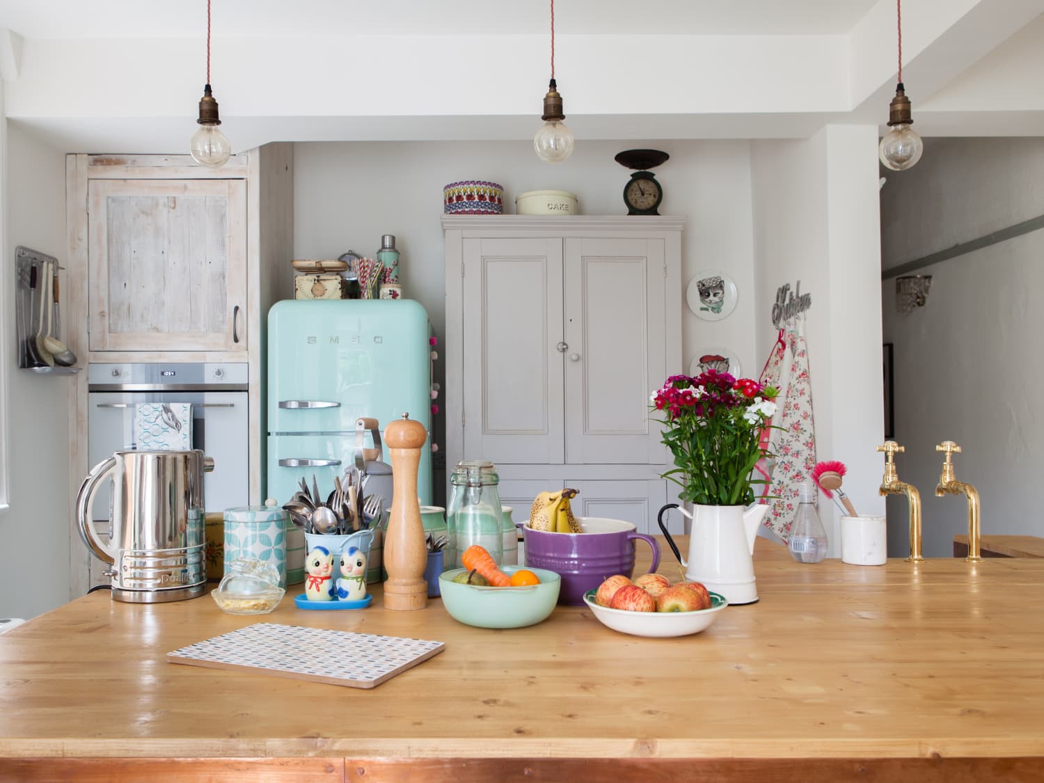 Smeg deals apartment fridge